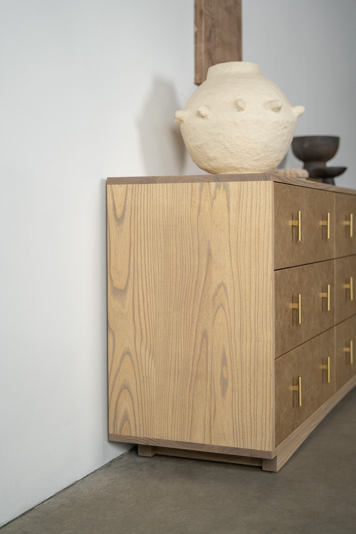 Faria Dresser