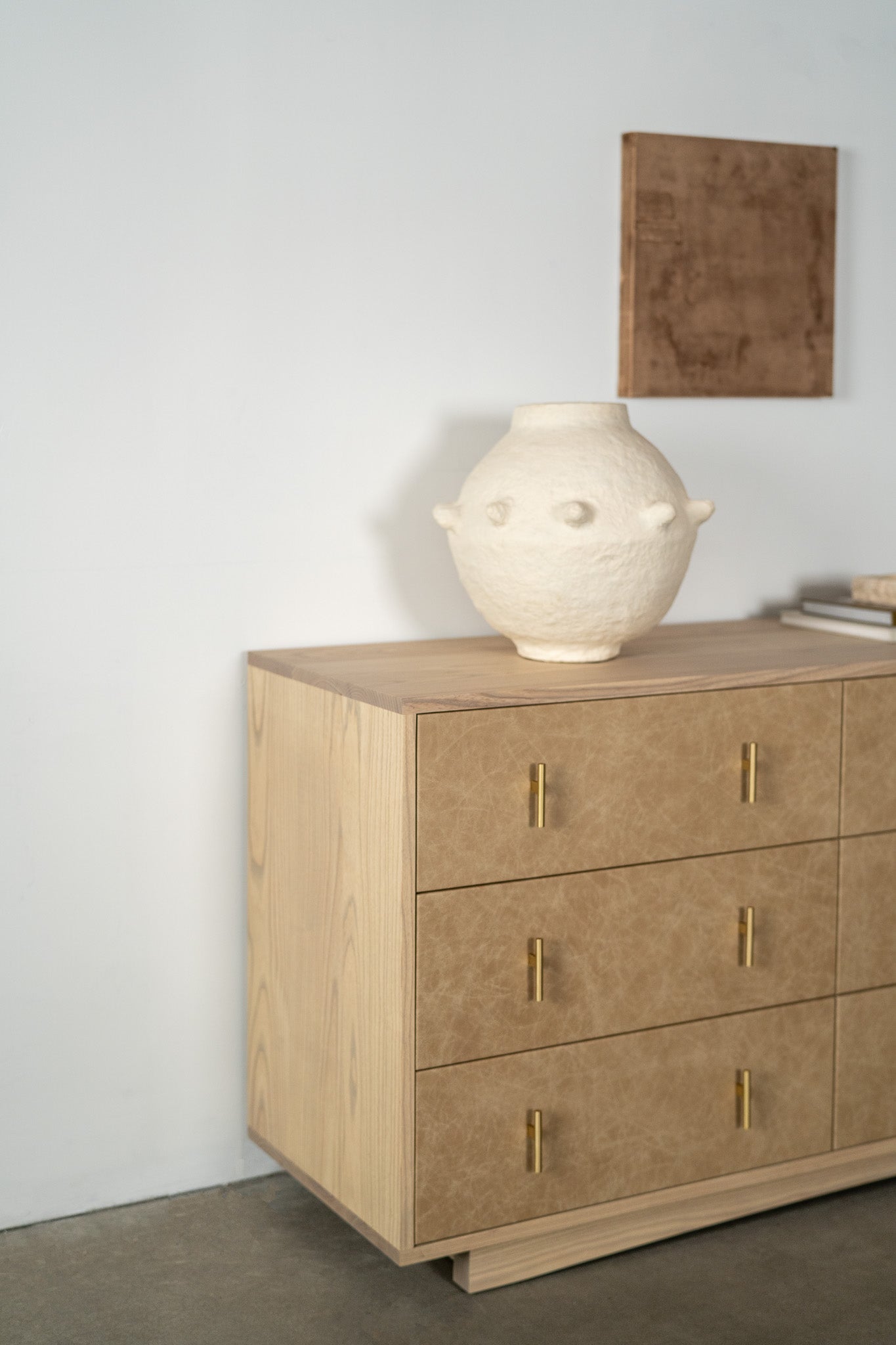 Faria Dresser