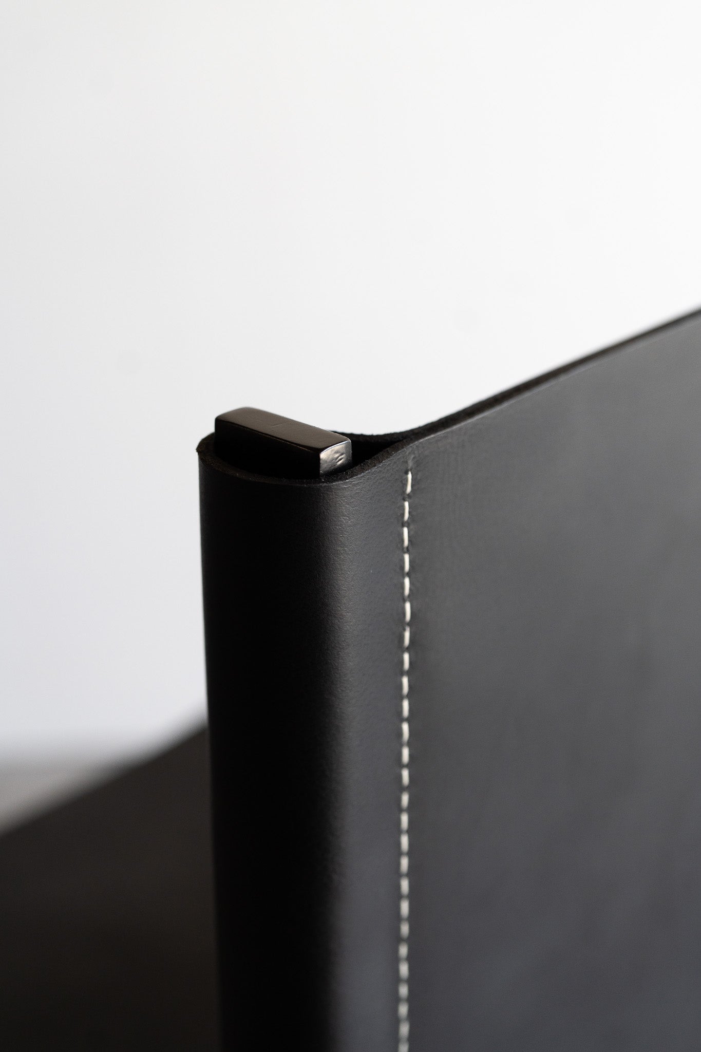 latigo bar stools - steel legs with black leather