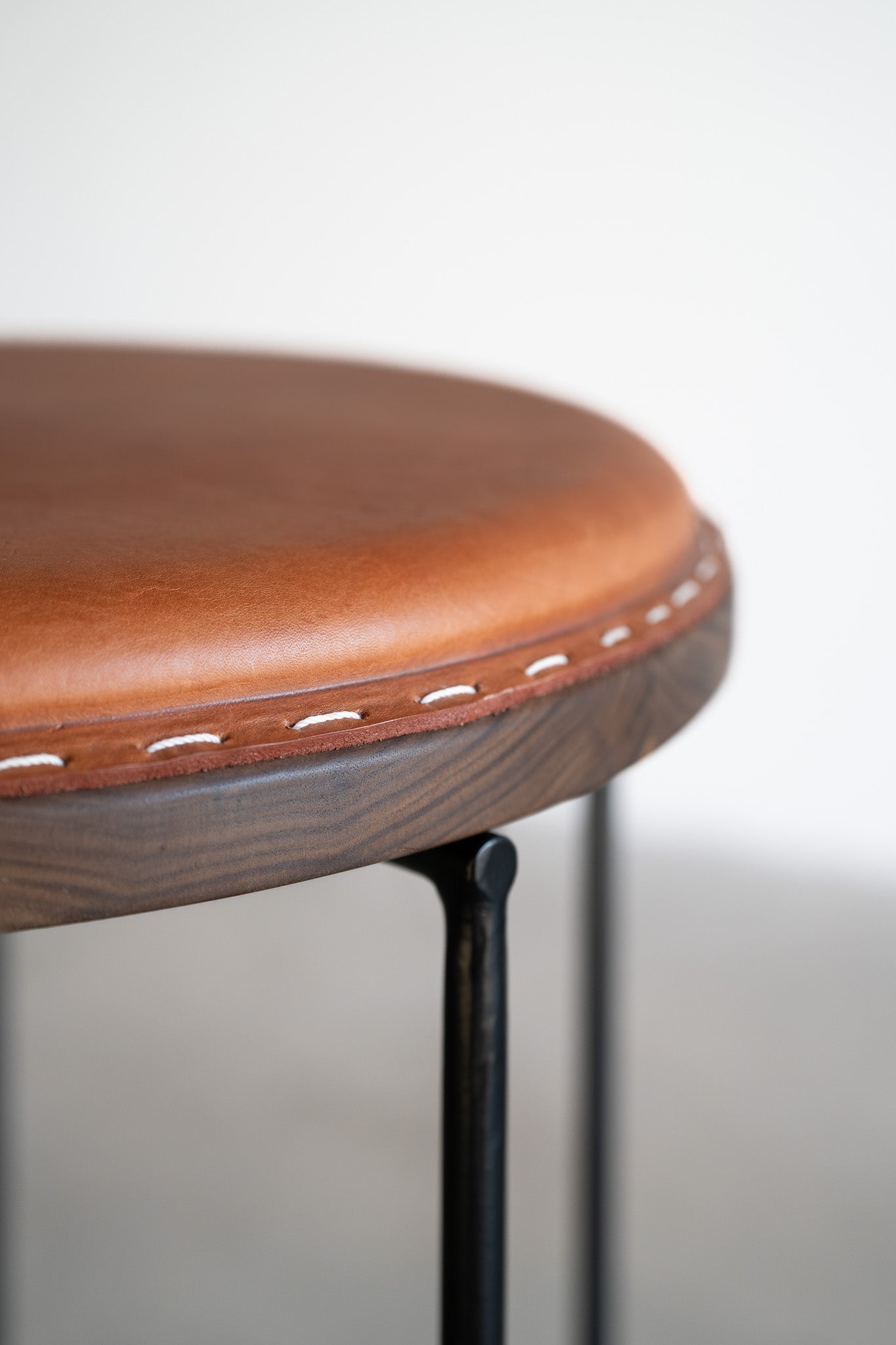 Lucia Counter Stool