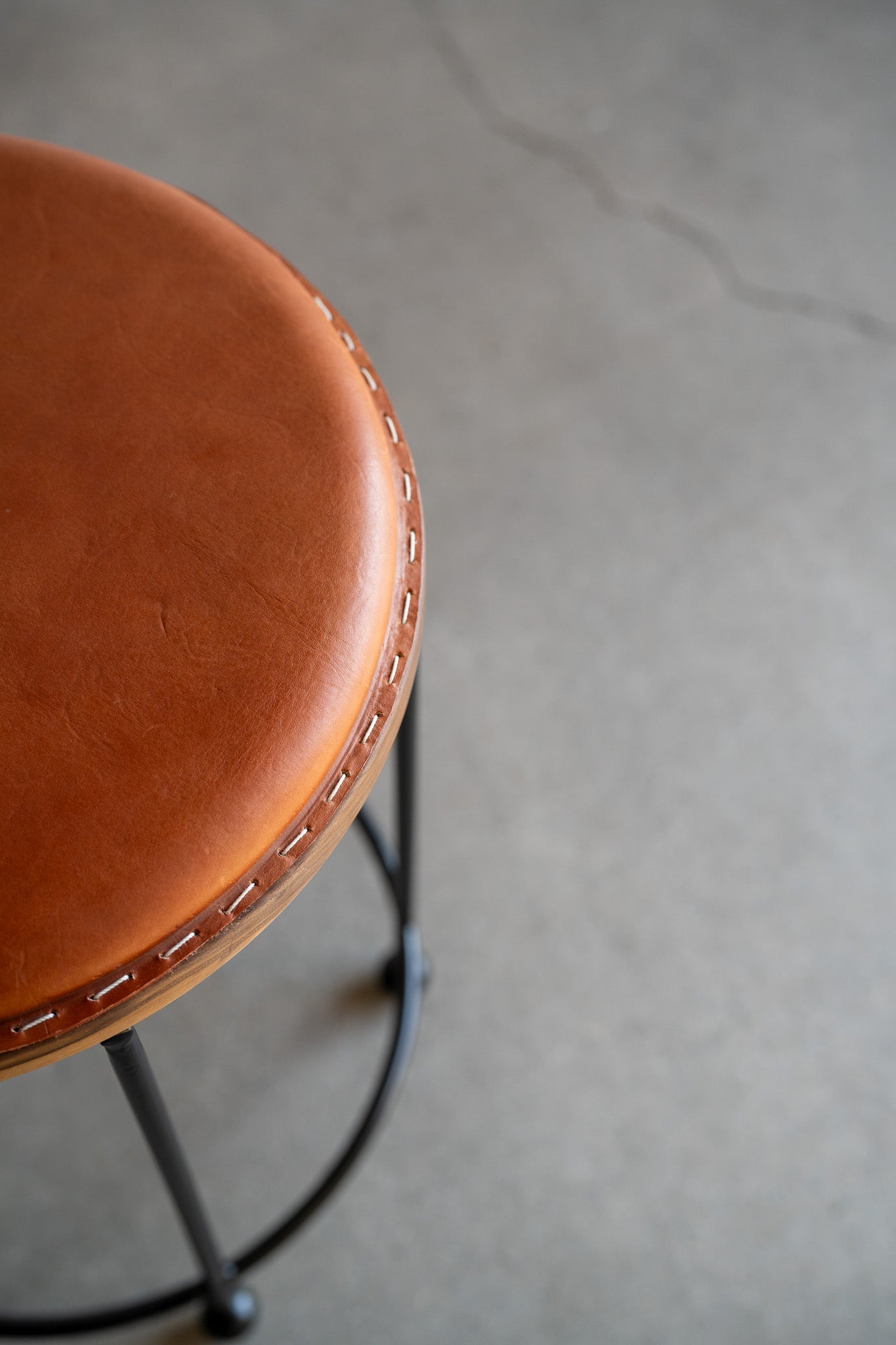 Lucia Counter Stool