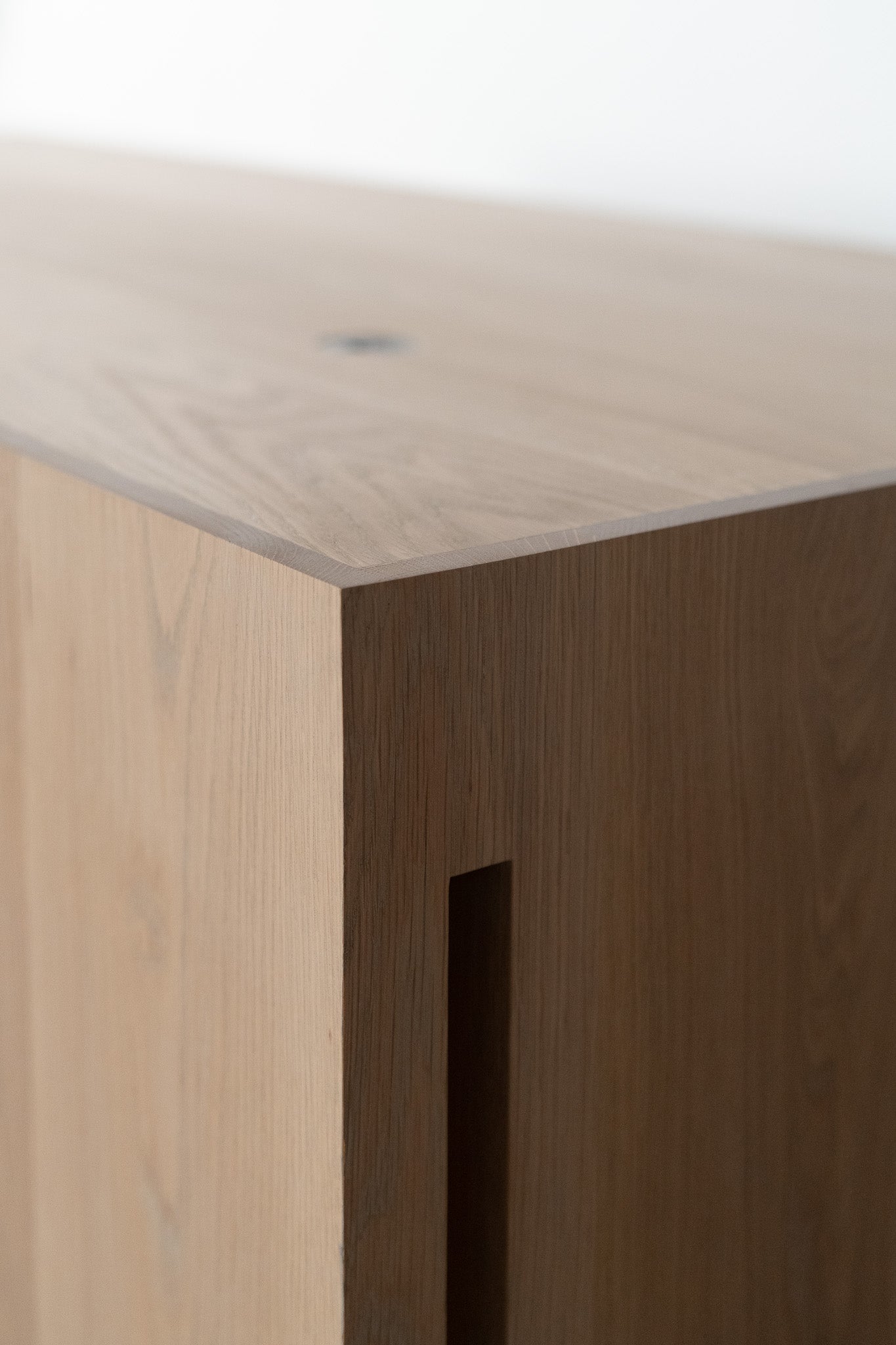 Milo Desk (OAK)
