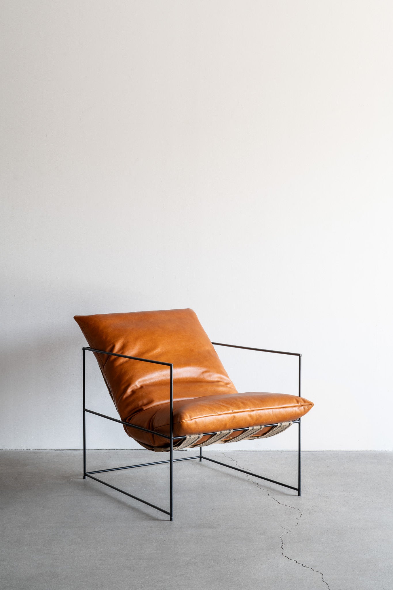 Leather Sierra Chair (TAN)