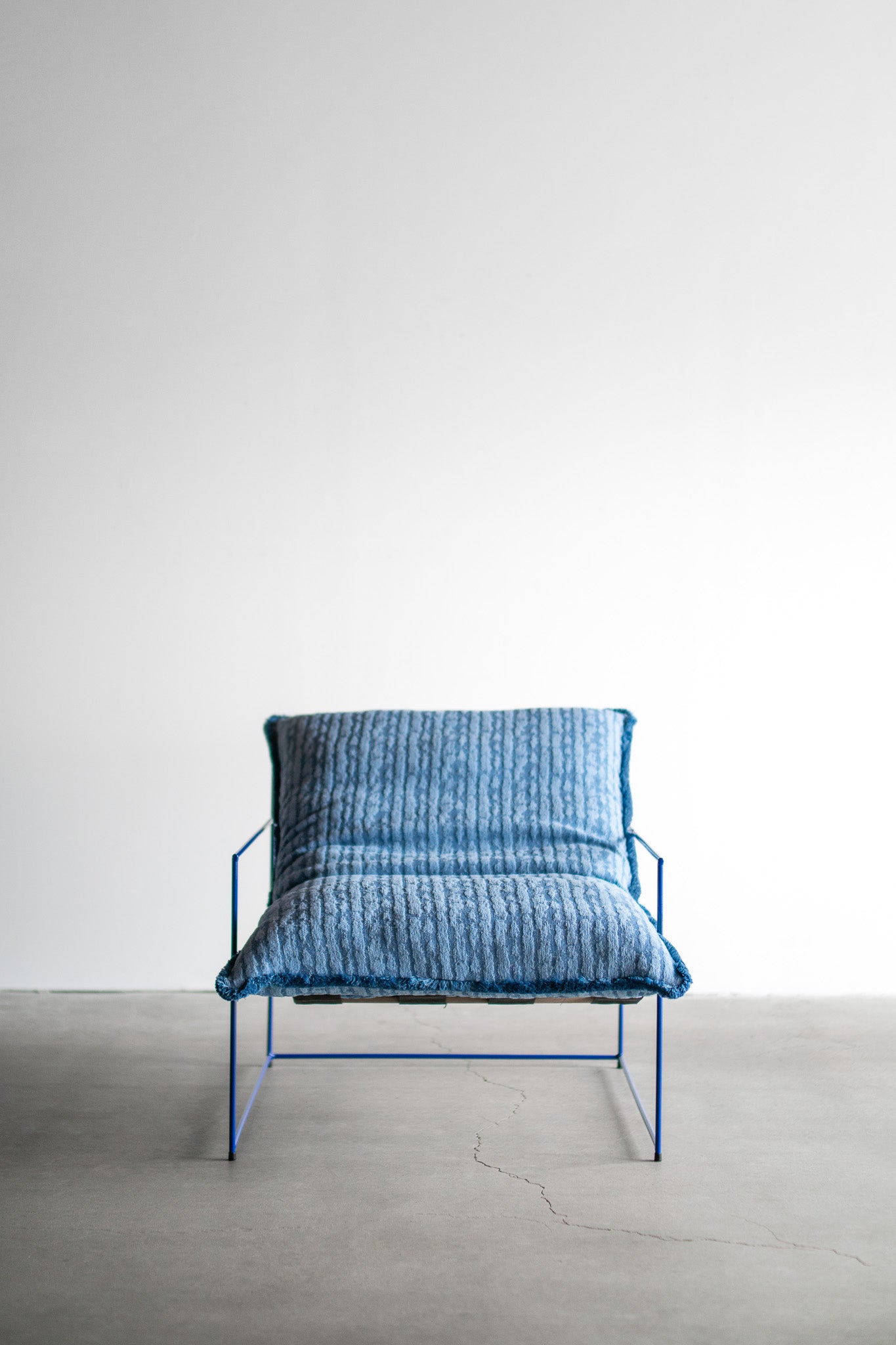 Sierra chair x noz design 