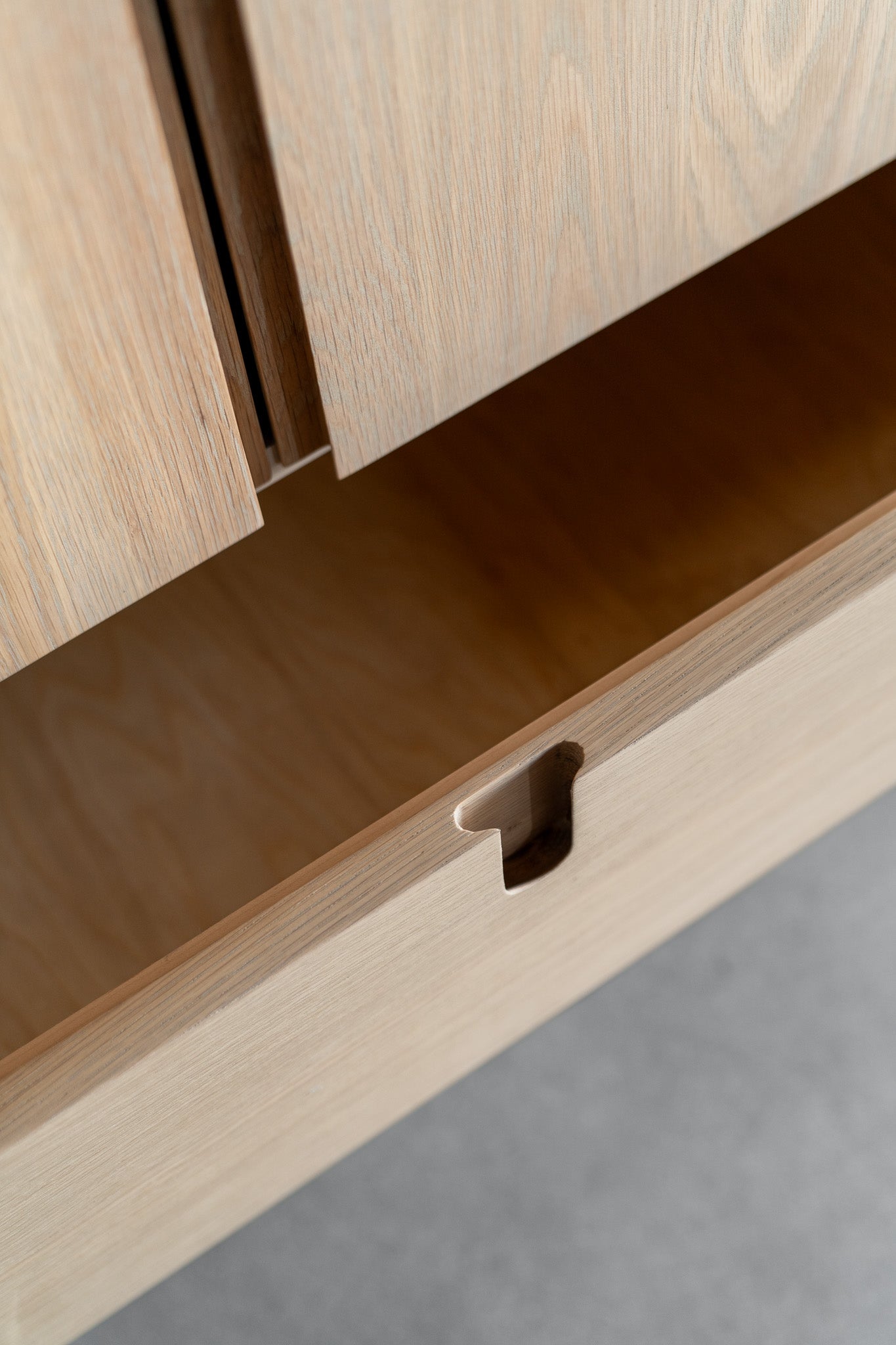 Olivos armoire - oak cabinet