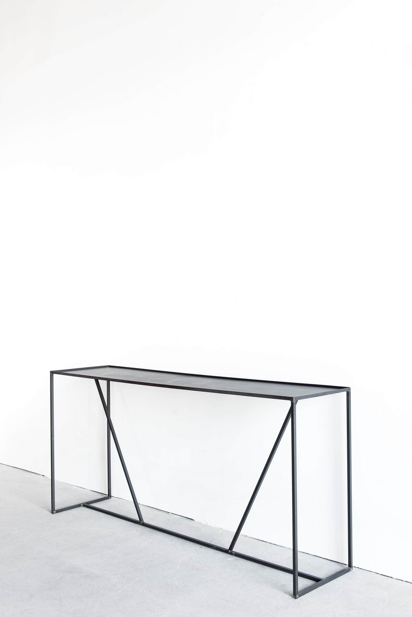 Arden Console steel table corner view