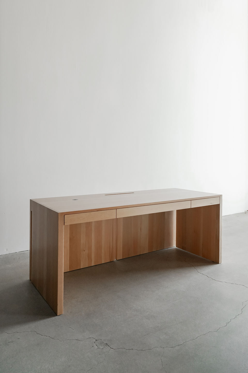 milo desk - wood desk 