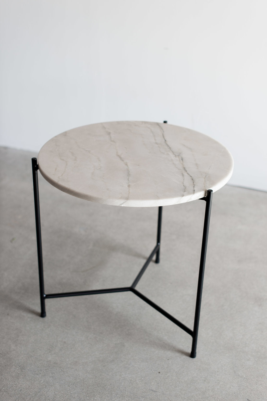 Sea pearl side table - steel legs with marble top