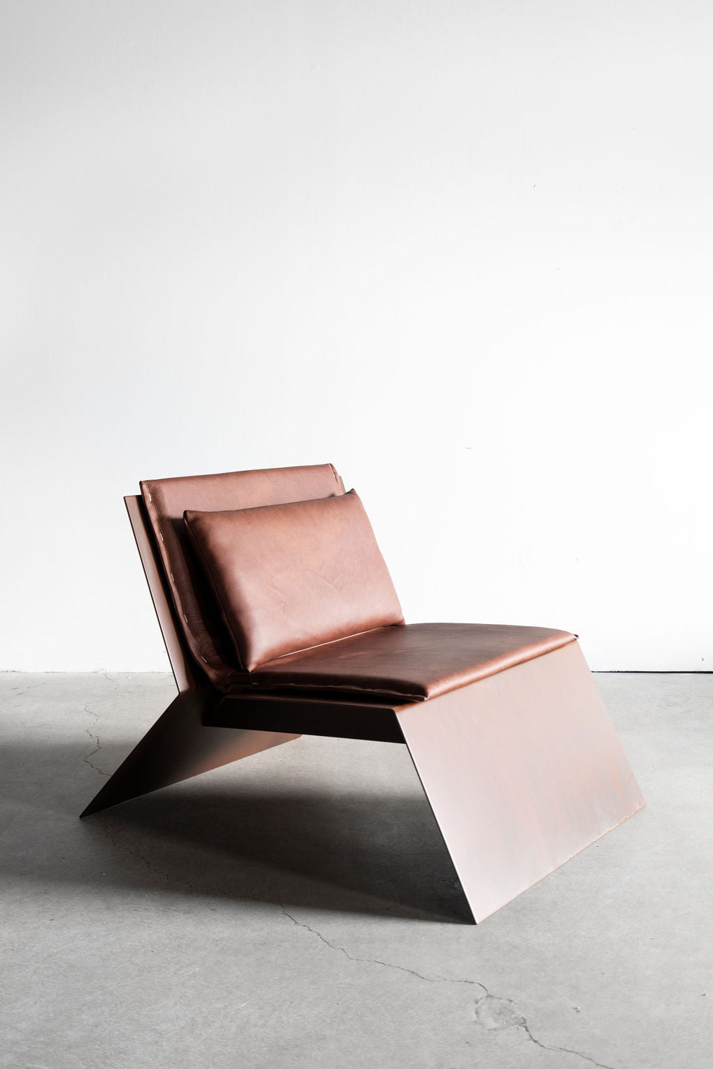 Tula lounge chair- Steel frame with leather cushions